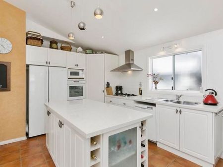 70 Barton Street, Mayfield NSW 2304 - Photo 5