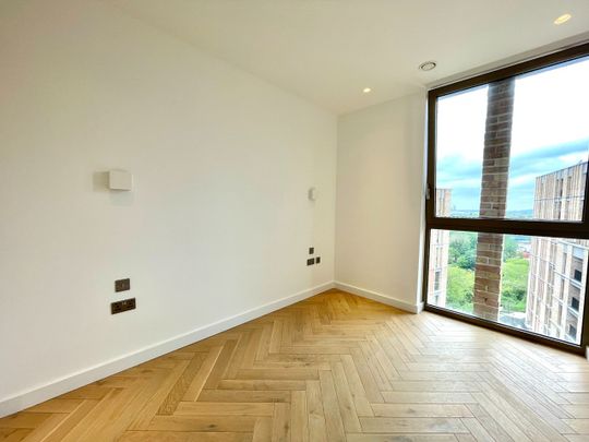 3 Bed Flat, Baddiel House, NW10 - Photo 1