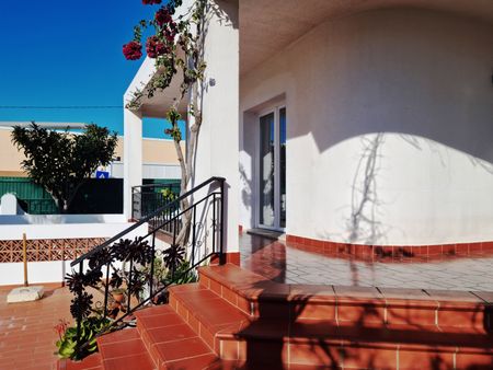 Moradia para arrendamento em Altura - Photo 3