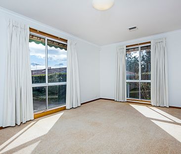 2/51 Alexander Mackie Circuit, Isaacs ACT 2607 - Townhouse For Rent... - Photo 4
