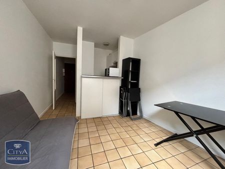 Location Appartement 1 pièce 21m² AGEN 47000 - Photo 2