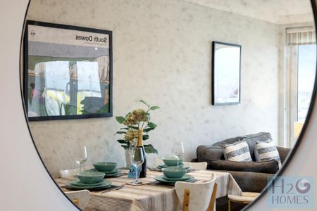 3 bedroom apartment to rent - Photo 4