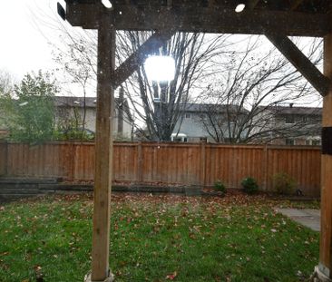 For Lease - 28 Sutcliffe Drive, Whitby, Ontario - Photo 5