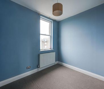 2 bedroom maisonette to rent - Photo 6