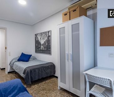 valencia, Valencian Community 46004 - Photo 5