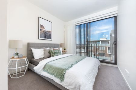 ASTORIA APARTMENTS - Photo 5