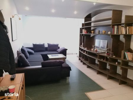 Apartament decomandat 2 camere Strand - Photo 4