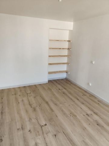 Location Appartement 2 pièces 52m² ST AMBROIX 30500 - Photo 5