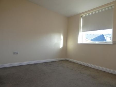 3 bedroom property to rent - Photo 3