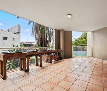 Charming 1 Bedroom - Photo 5