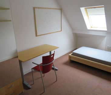 Cowley Road, Oxford, Oxford - Photo 6