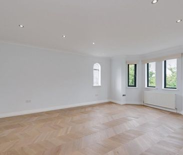 5 bedroom detached house to rent - Photo 3