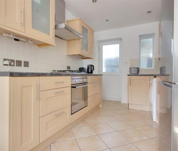 2 bedroom detached house to rent - Photo 6