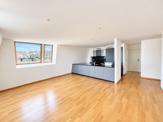 4.5 Zimmer, 91 m², 7. Stock - Photo 1