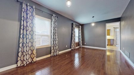 For Lease - 10 Pears Court Unit# Upper, Clarington, Ontario - Photo 3