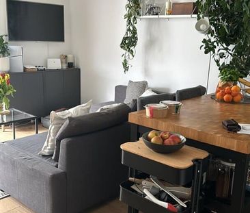 Charmante 2-Zimmer-Wohnung mit ruhigem Innenhof-Balkon nahe U3 Kend... - Photo 2