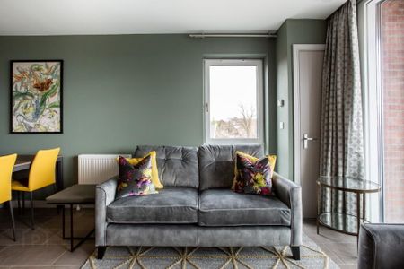 Apt 24 The Residence, 334 Ormeau Road, Belfast, BT7 2GE - Photo 2