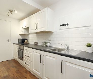 Parkstone Heights, Poole - Photo 1