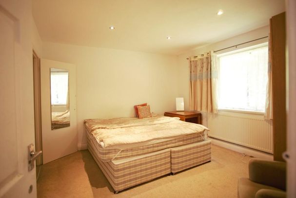 2 bedroom maisonette to rent - Photo 1