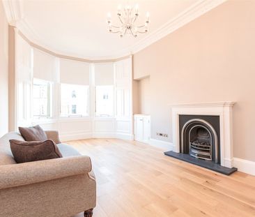 3 bedroom apartment to rent - Photo 2
