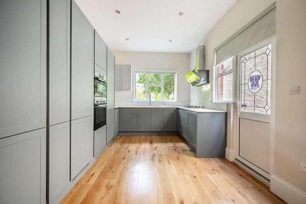 Kewferry Road, Northwood, HA6 - Photo 1