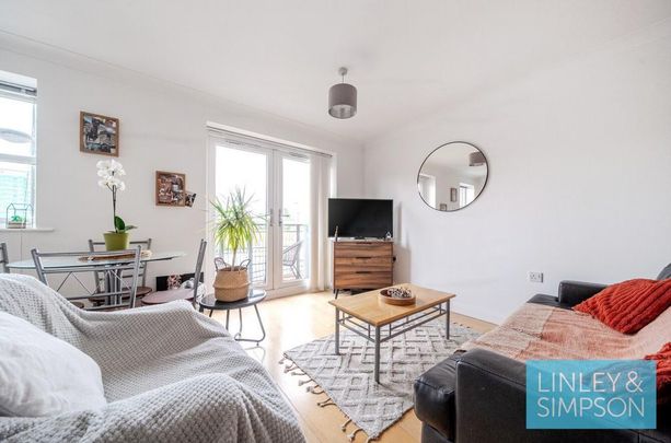 2 bedroom flat to rent - Photo 1