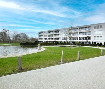 Ruim appartement met 2 slaapkamers en terras in residentie Helminge - Photo 1