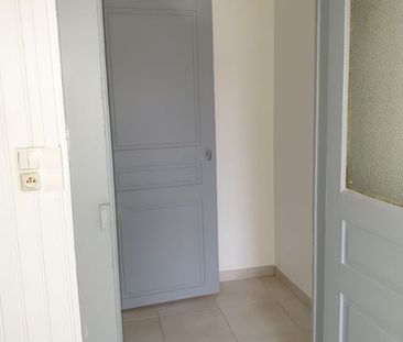 Location Appartement 2 pièces 55m² - Photo 3