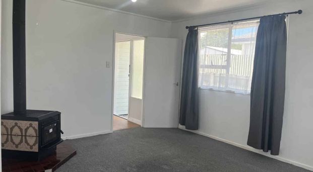 Pets Negotiable fully fenced - Photo 1