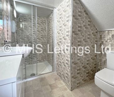 1 Bedroom Flat for rent in Brudenell Road - Photo 2