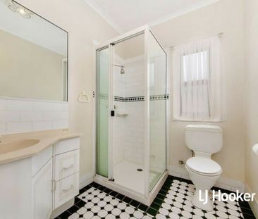 31 Chigwell Street, Wavell Heights QLD, Belconnen - Photo 2