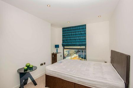 2 bedroom flat to rent - Photo 3