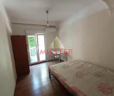 Studio/Γκαρσονιέρα για ενοικίαση Κέντρο (Χαριλάου) - Photo 2