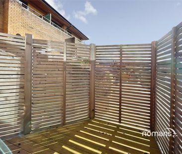 2 bedroom apartment to rent - Photo 3