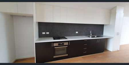 Low-Maintenance Living in a Prime Reservoir Location - Photo 5