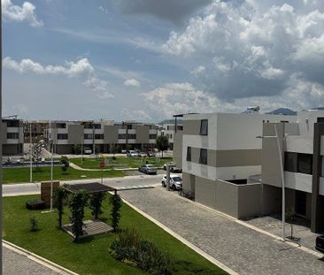 Casa en renta en Accanta Residencial, Zapopan | $16,000 mensuales - Photo 1
