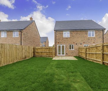 2 bedroom semi-detached house to rent - Photo 6