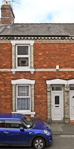 3 bedroom terraced house to rent - Photo 4