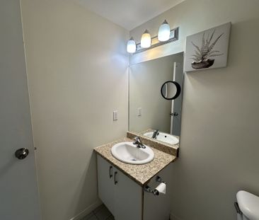 For Lease - 1177 Belanger Avenue Unit# 312, Billings Bridge - River... - Photo 3