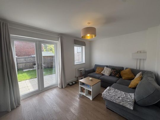 2 bedroom semi-detached house to rent - Photo 1