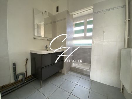 GRENOBLE - T4 Rénové - Photo 4