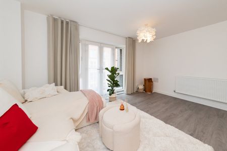 2 Bed Flat, Nightingale Way, RG30 - Photo 2