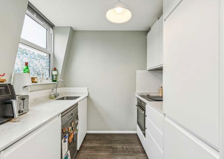 Southcroft Road, SW17 9TR, London - Photo 3