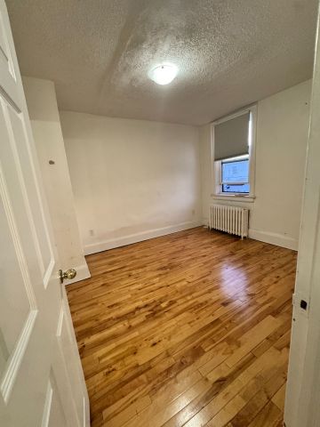 For Lease - 781 St. Clair Avenue Unit# 12, Toronto, Ontario - Photo 5