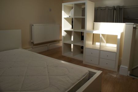 12 Station Street - 2 brand new bathroomsLoughborough - Photo 2