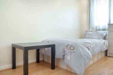 RM4 Beaconsfield Road | Canning Town | London | E16 4HS - Photo 3