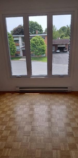Granby - Logement 5 1/2 location $1300.00/mois - Photo 1