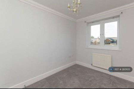 4 bedroom terraced house to rent - Photo 4
