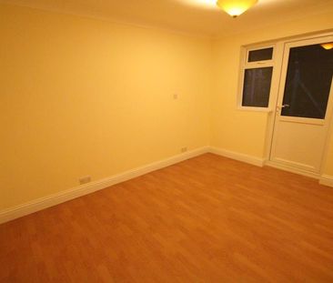 1 bedroom ground floor maisonette to rent - Photo 2