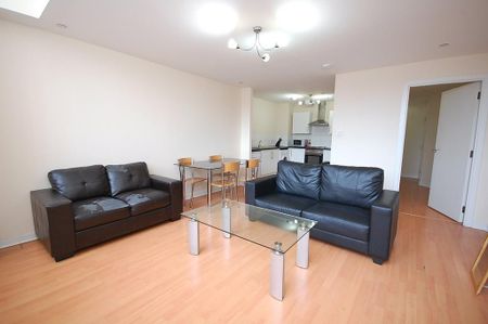 1 bedroom flat to rent - Photo 2